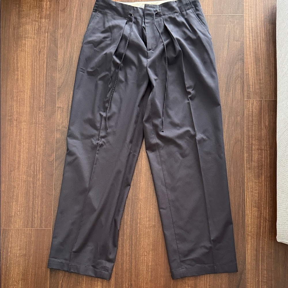 Zara Black Pleated Drawstring Chinos